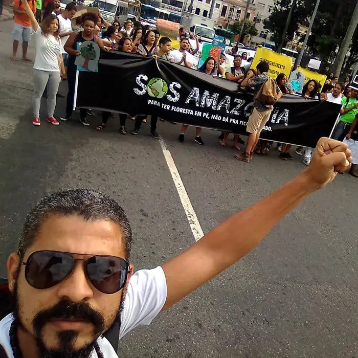 Integrante do movimento em marcha SOS Amazônia